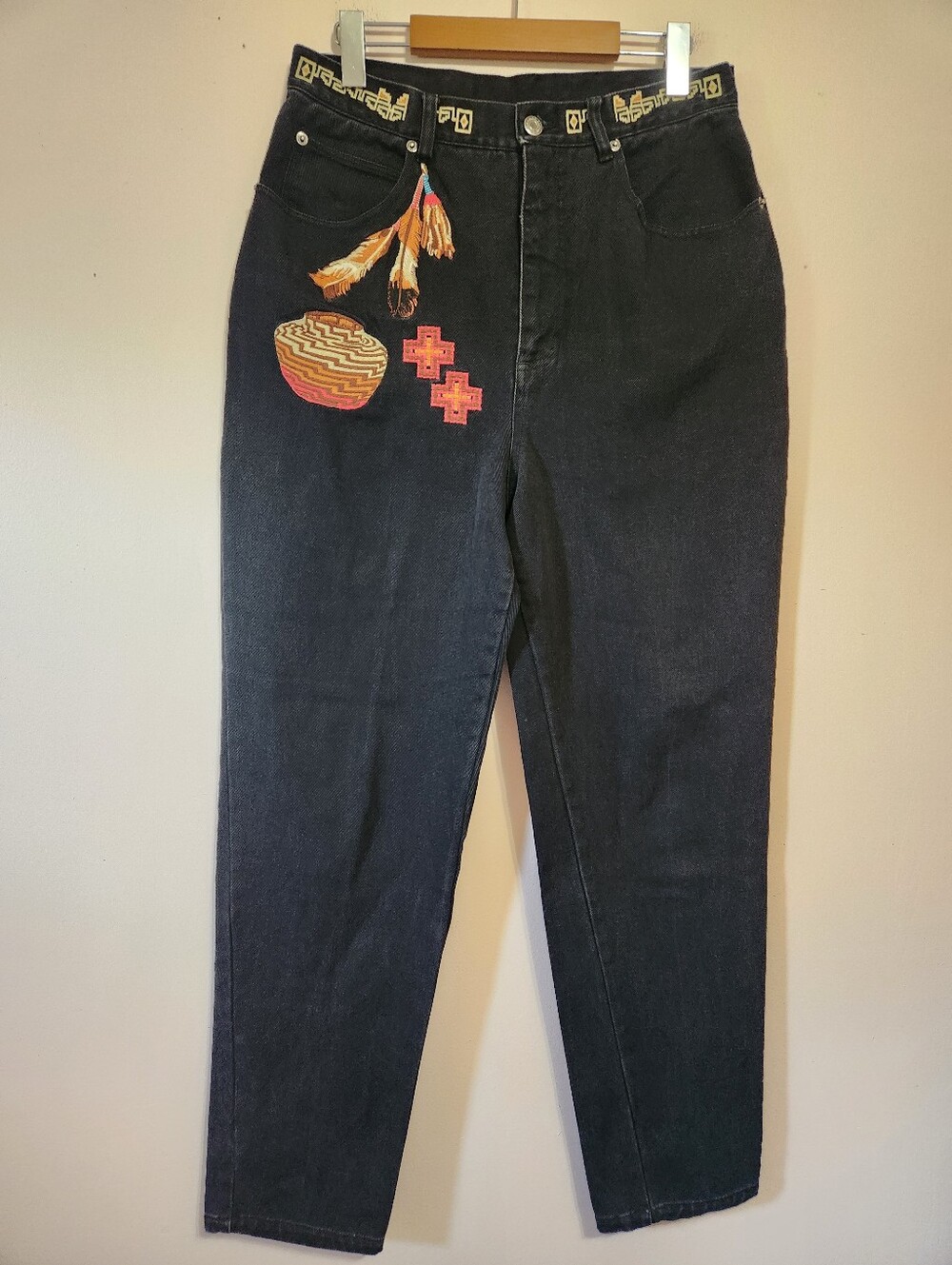 Vintage Cambridge Dry Goods Black Denim Southwestern Embroidered Mom Jeans